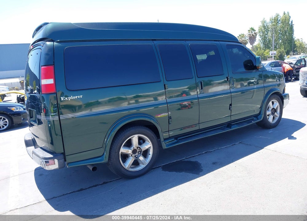2011 CHEVROLET EXPRESS 1500 UPFITTER VIN: 1GBSGDC46B1141330