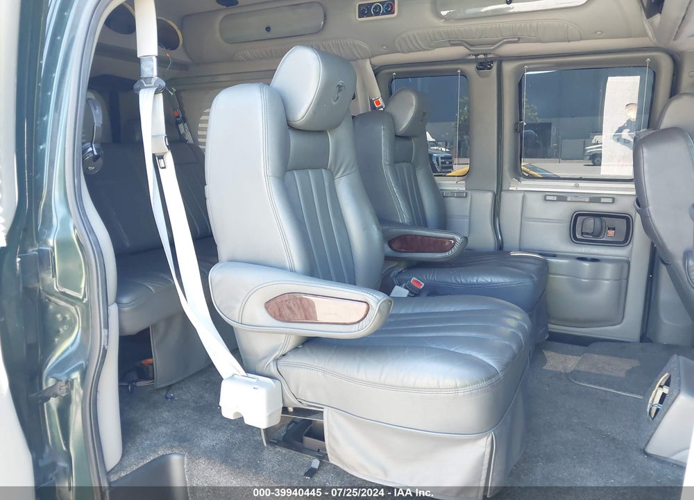 2011 CHEVROLET EXPRESS 1500 UPFITTER VIN: 1GBSGDC46B1141330