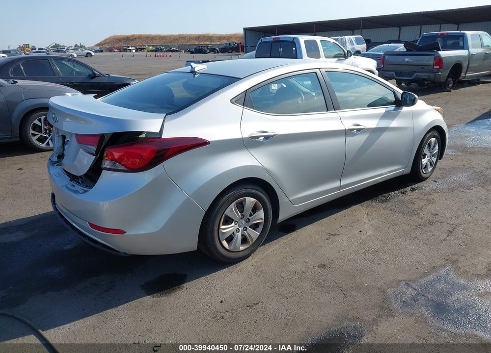 2016 HYUNDAI ELANTRA SE VIN: 5NPDH4AE7GH730237