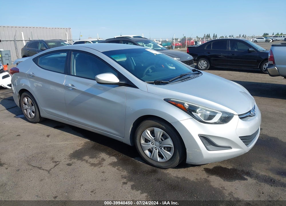 2016 HYUNDAI ELANTRA SE VIN: 5NPDH4AE7GH730237