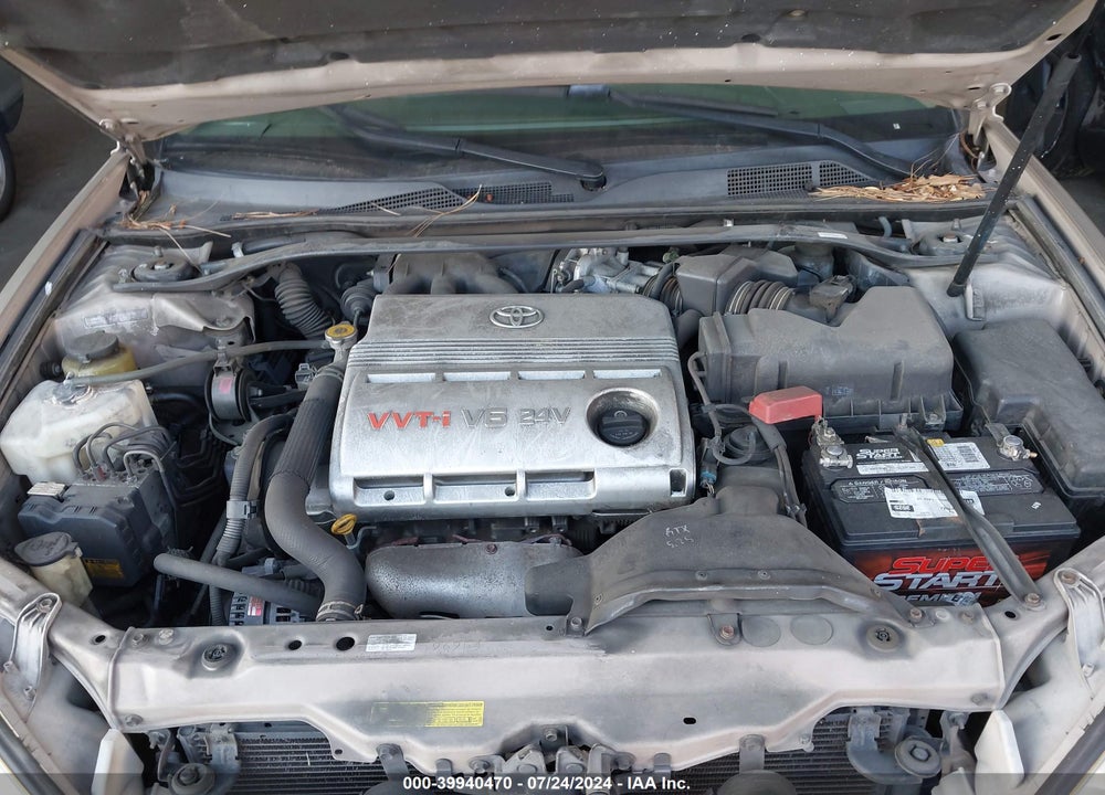 2005 TOYOTA CAMRY XLE V6 VIN: 4T1BF30K35U594850