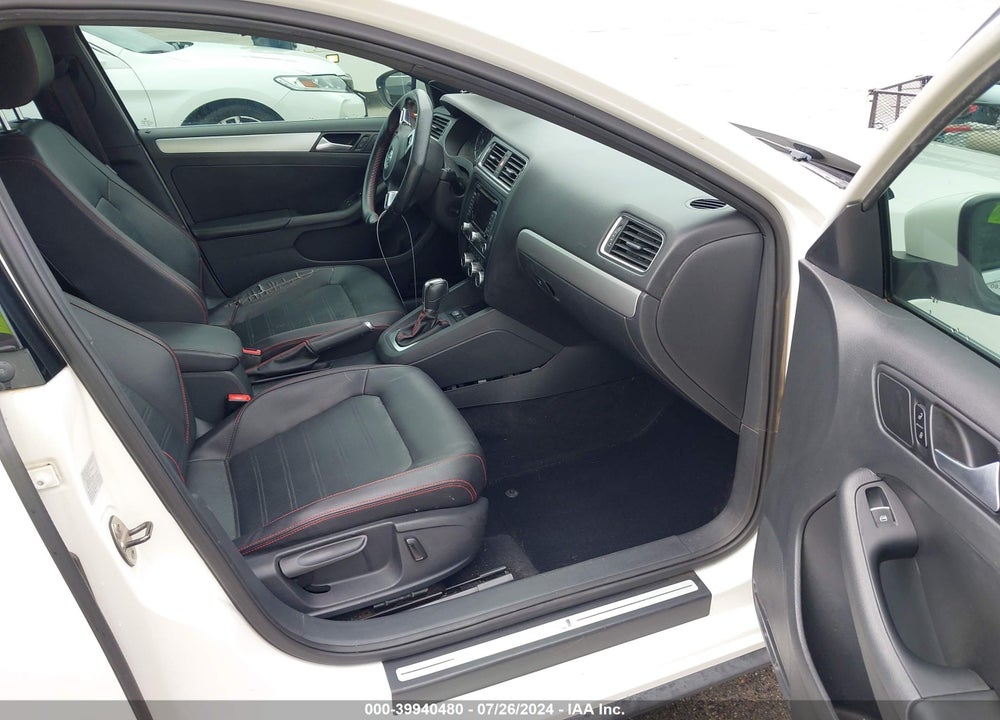2014 VOLKSWAGEN JETTA GLI AUTOBAHN W/NAV VIN: 3VW4S7AJ0EM385430
