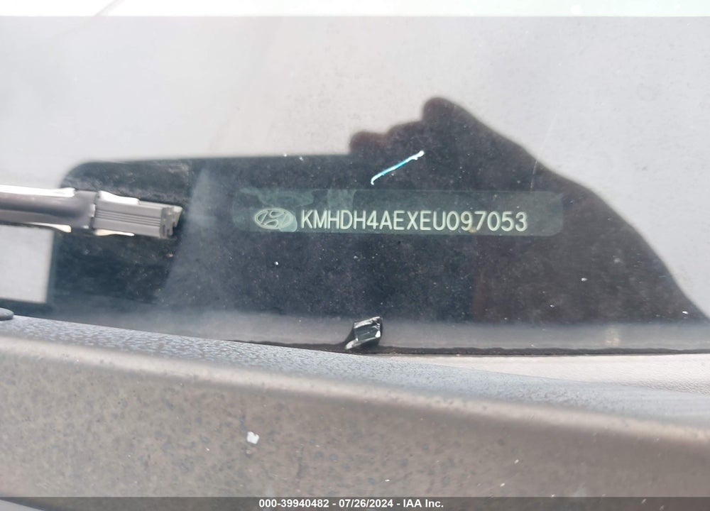 2014 HYUNDAI ELANTRA LIMITED VIN: KMHDH4AEXEU097053