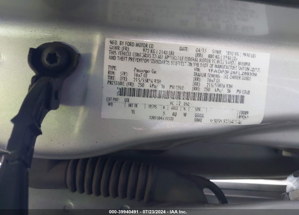 2015 FORD FOCUS SE VIN: 1FADP3F28FL289309