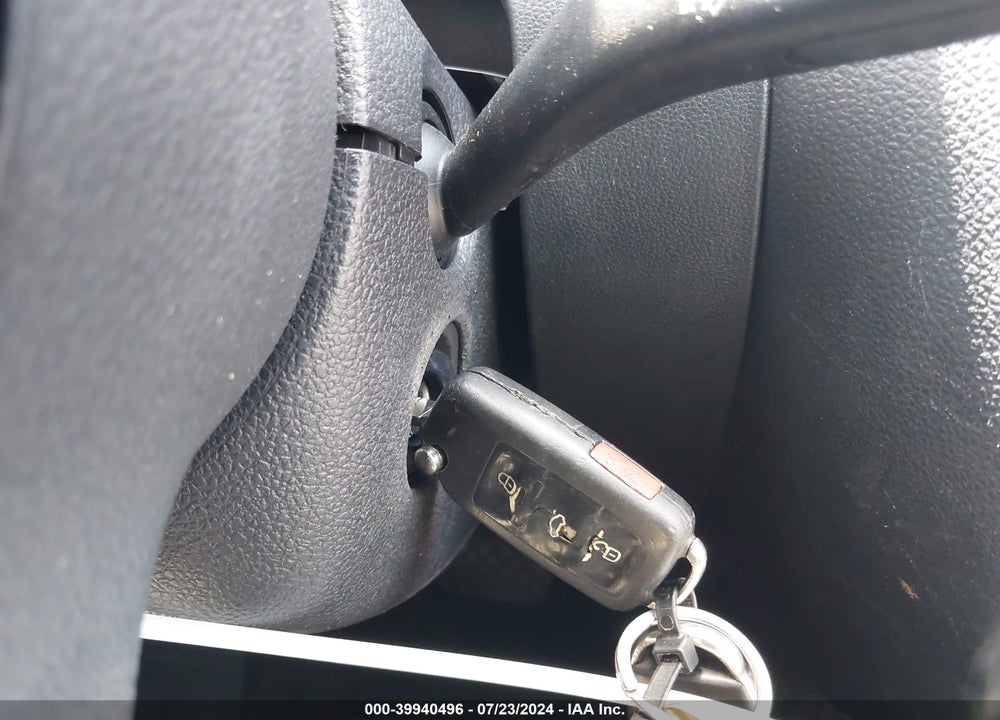 2013 VOLKSWAGEN JETTA 2.0L S VIN: 3VW2K7AJ6DM391089