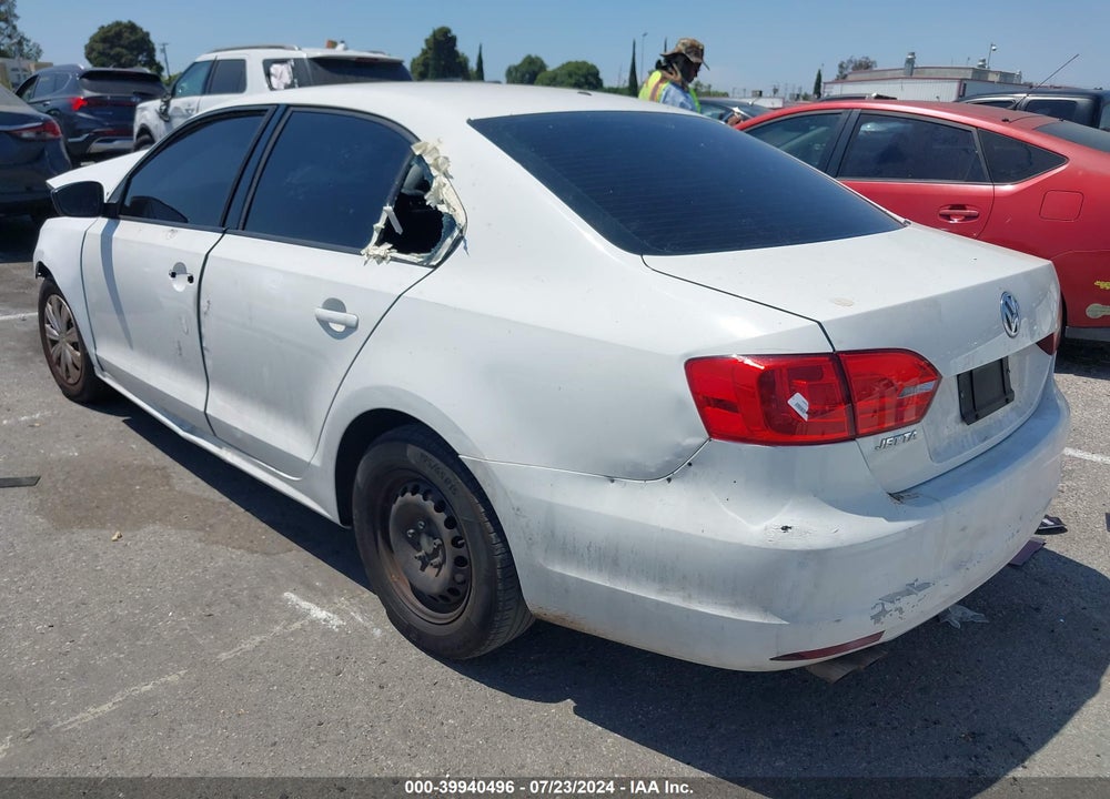 2013 VOLKSWAGEN JETTA 2.0L S VIN: 3VW2K7AJ6DM391089