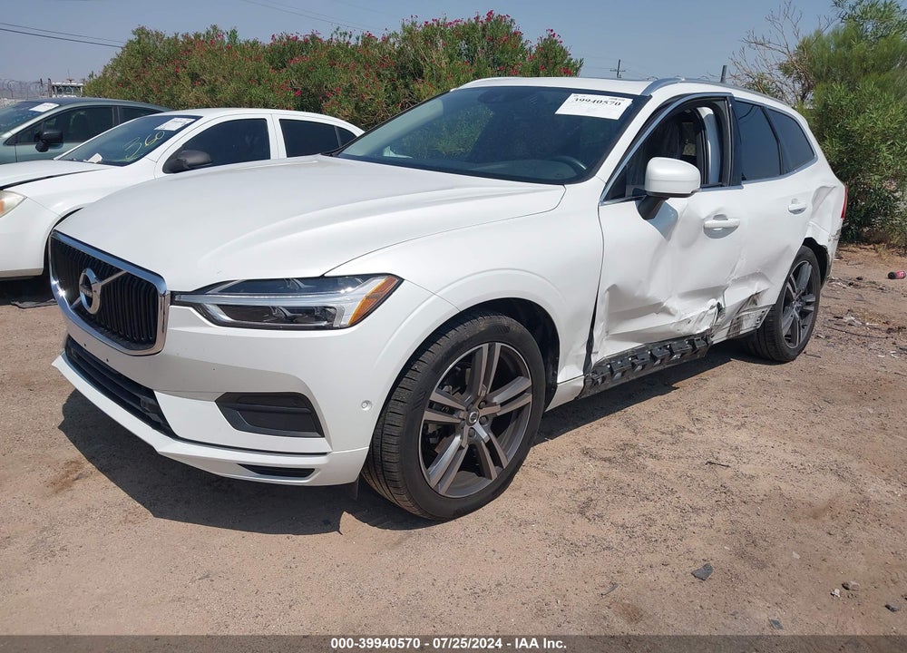 2018 VOLVO XC60 T5 MOMENTUM VIN: LYV102RK0JB101984
