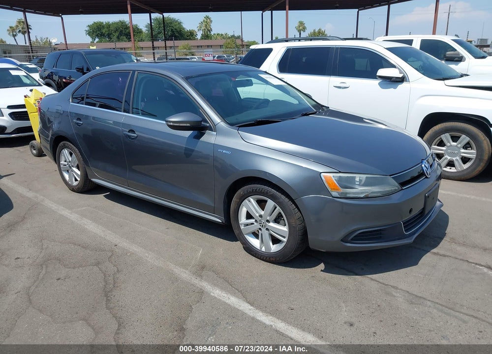 2013 VOLKSWAGEN JETTA HYBRID SEL VIN: 3VW637AJ3DM265559