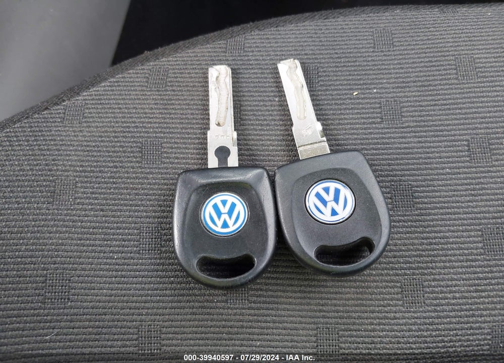 1998 VOLKSWAGEN NEW BEETLE VIN: 3VWBB61C5WM015756