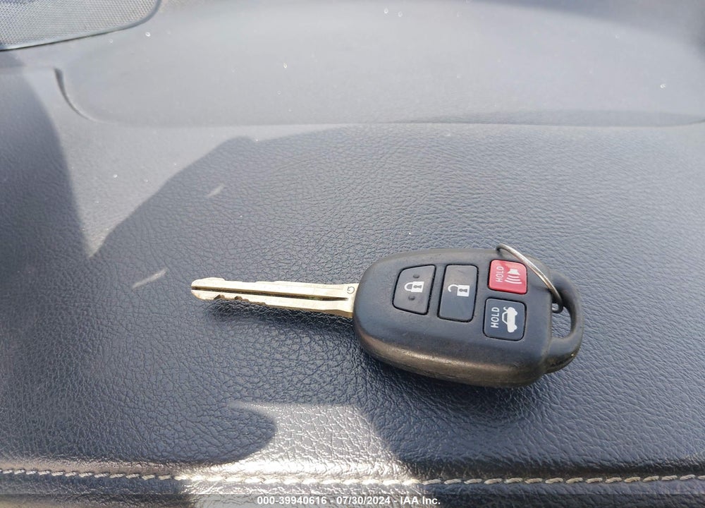 2013 TOYOTA CAMRY SE VIN: 4T1BF1FK8DU284820