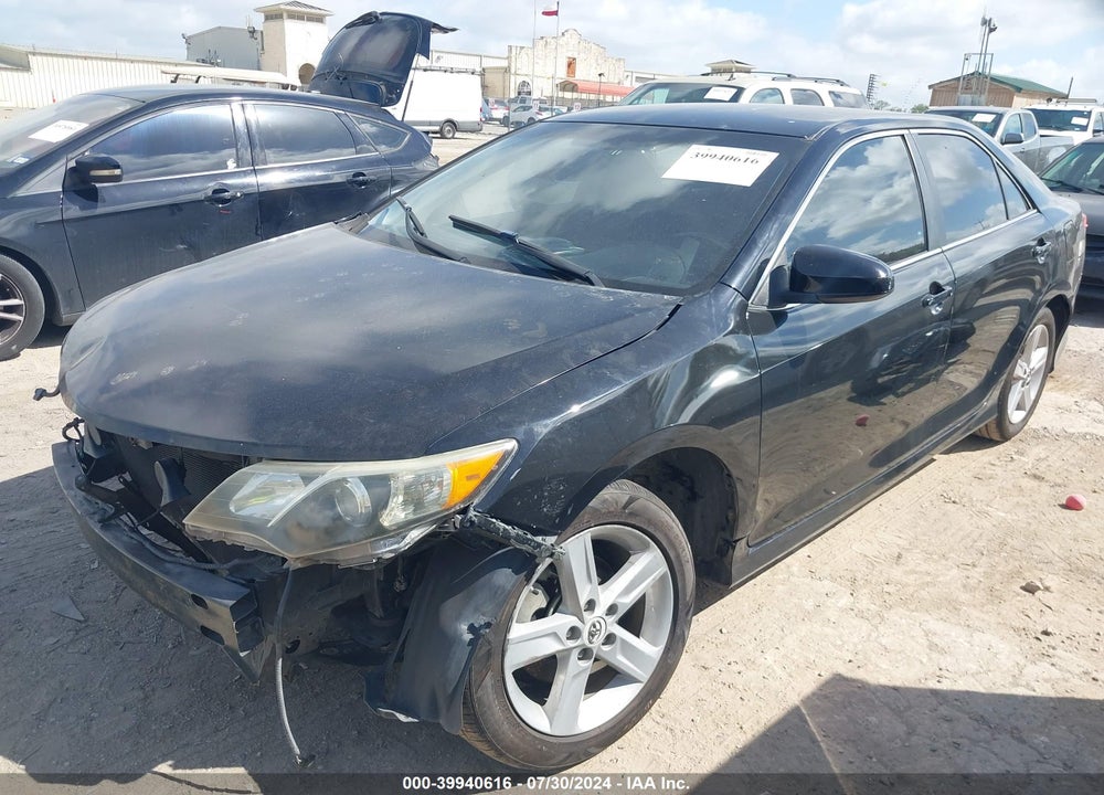 2013 TOYOTA CAMRY SE VIN: 4T1BF1FK8DU284820