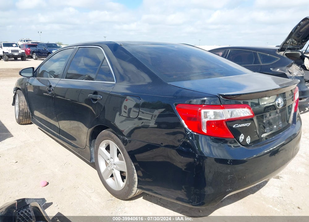 2013 TOYOTA CAMRY SE VIN: 4T1BF1FK8DU284820
