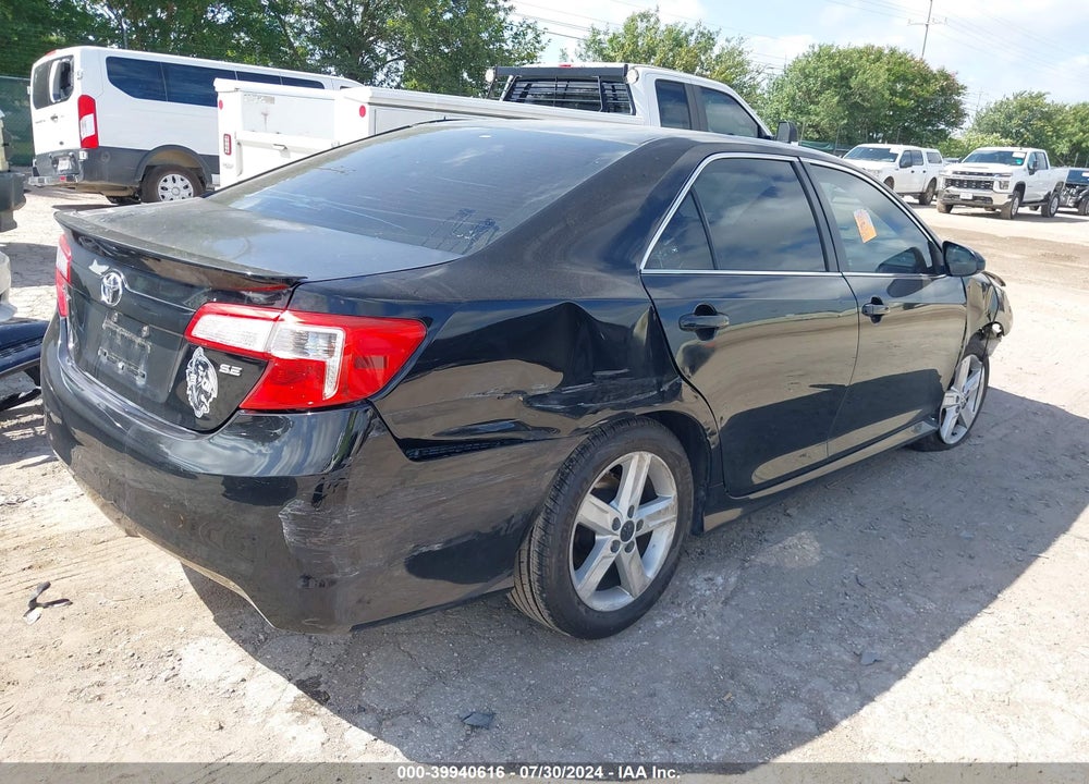 2013 TOYOTA CAMRY SE VIN: 4T1BF1FK8DU284820