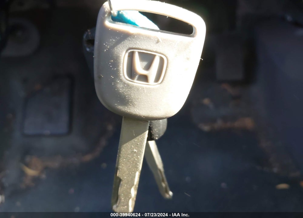 2007 HONDA PILOT EX-L VIN: 2HKYF18717H516406
