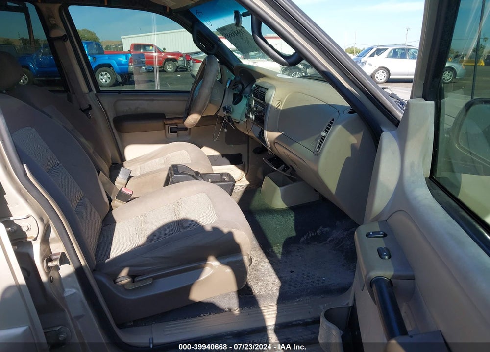2004 FORD EXPLORER SPORT TRAC ADRENALIN/XLS/XLT VIN: 1FMZU67K64UA66360
