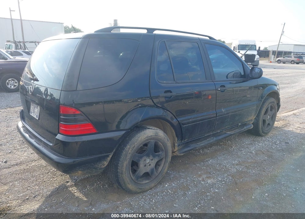 2001 MERCEDES-BENZ ML 320 VIN: 4JGAB54E11A249609