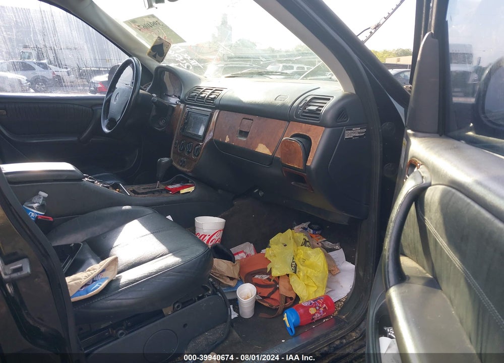 2001 MERCEDES-BENZ ML 320 VIN: 4JGAB54E11A249609
