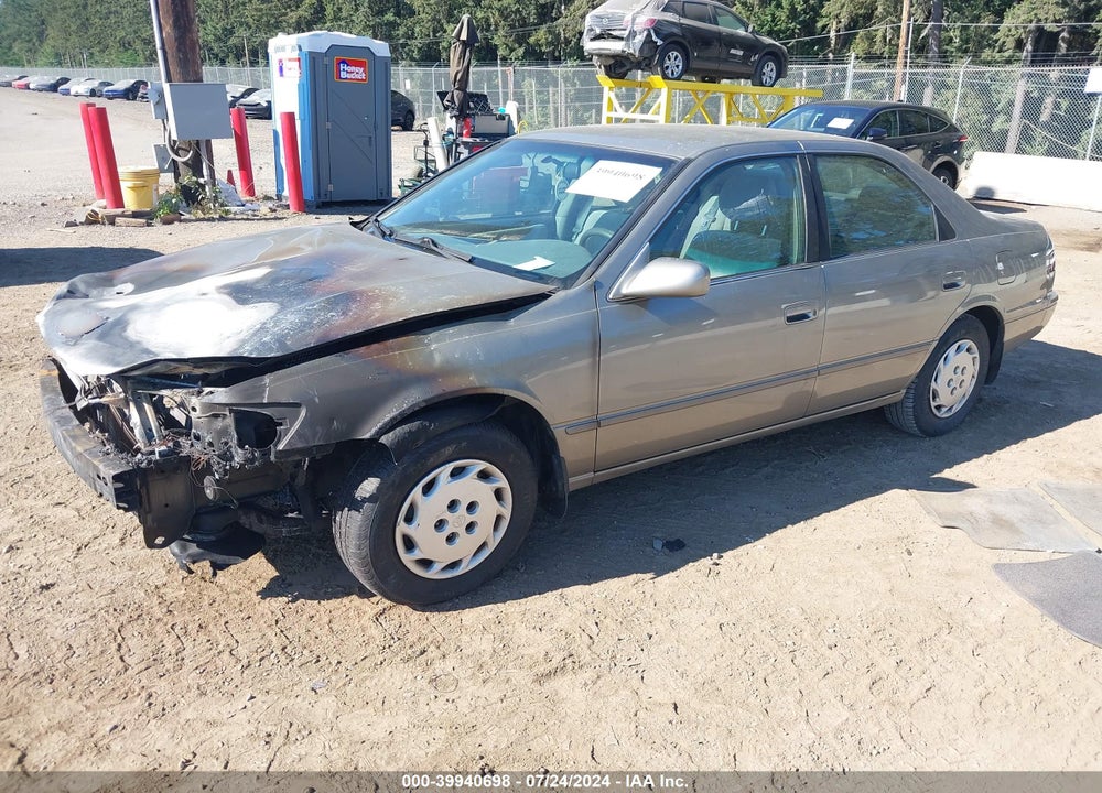 1999 TOYOTA CAMRY LE VIN: JT2BG22K9X0380327