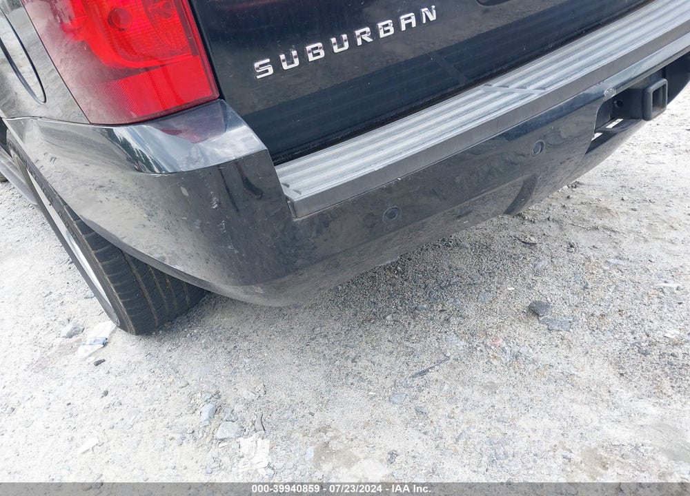 2008 CHEVROLET SUBURBAN 1500 LT VIN: 3GNFC16018G233804