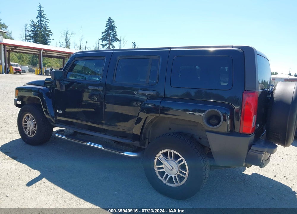 2007 HUMMER H3 SUV VIN: 5GTDN13E578166132