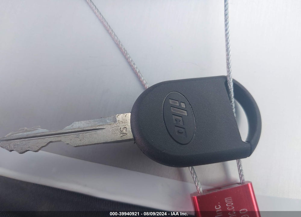 2007 FORD FOCUS S/SE/SES VIN: 1FAFP34N87W180404