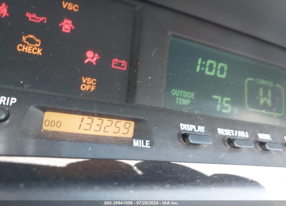 2000 TOYOTA AVALON XLS VIN: 4T1BF28B5YU007969