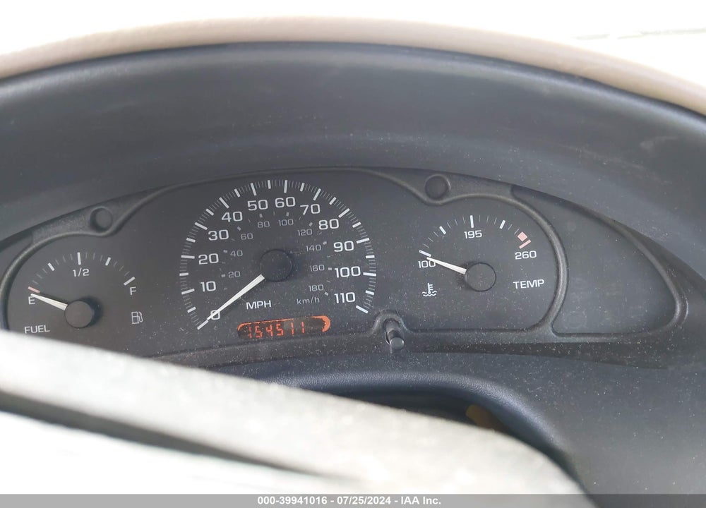 2001 CHEVROLET CAVALIER VIN: 1G1JC524017398062