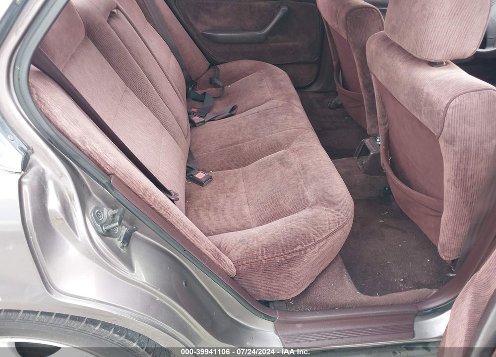 1993 HONDA ACCORD LX VIN: 1HGCB7659PA063994