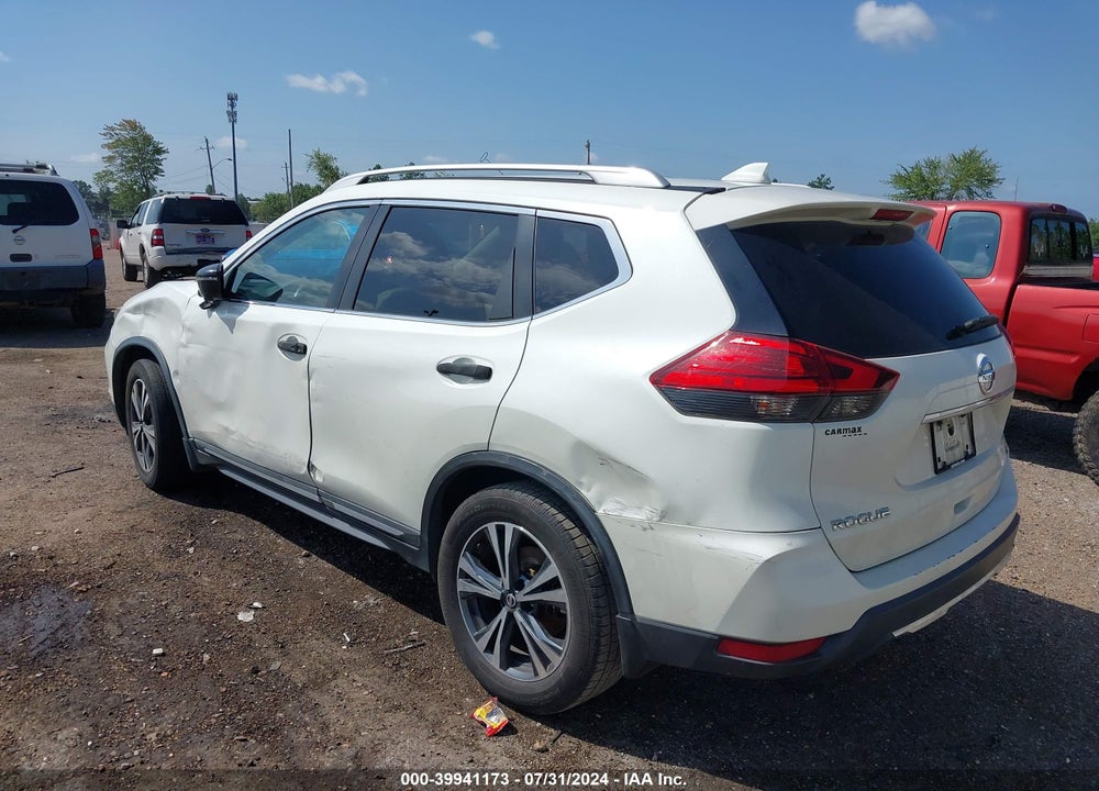 2017 NISSAN ROGUE SL VIN: 5N1AT2MT1HC847398
