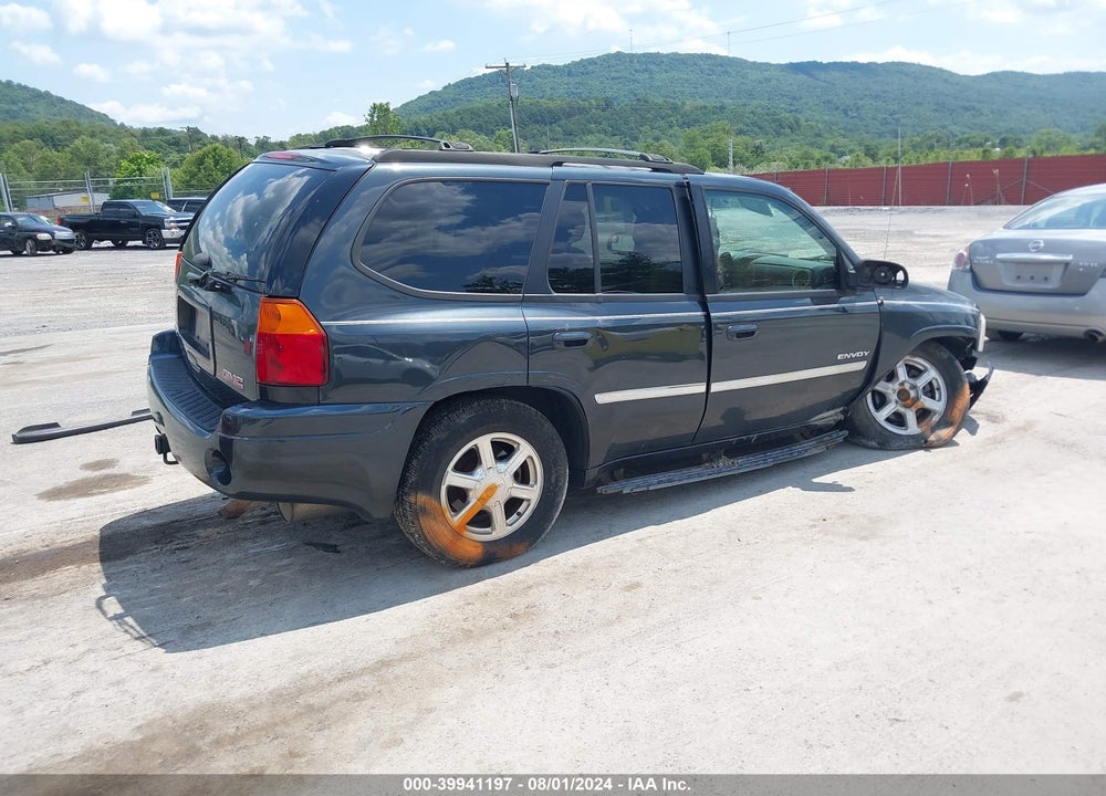 2006 GMC ENVOY SLT VIN: 1GKDT13S662281072