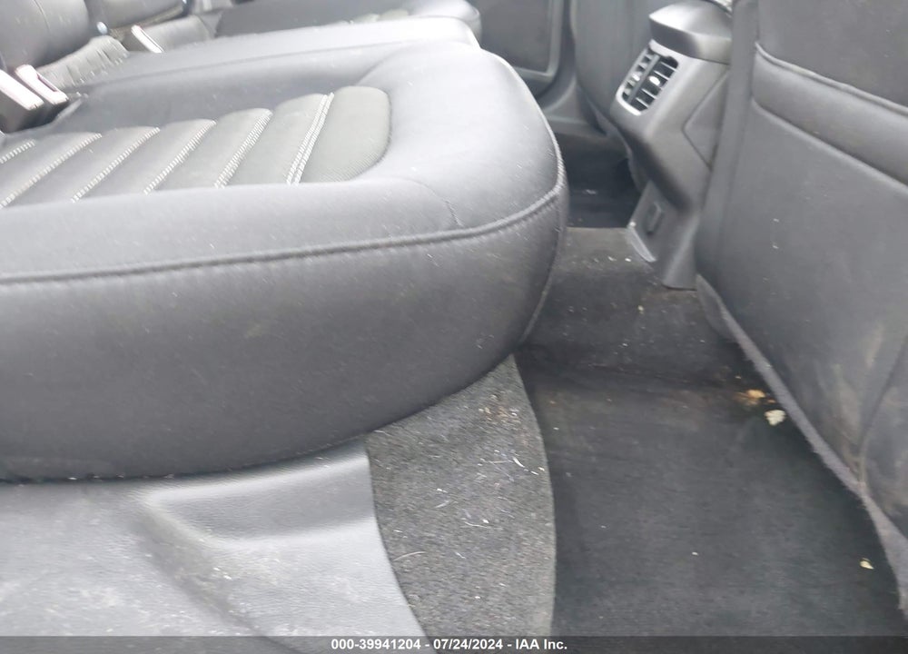 2014 FORD FUSION SE VIN: 1FA6P0H72E5403713