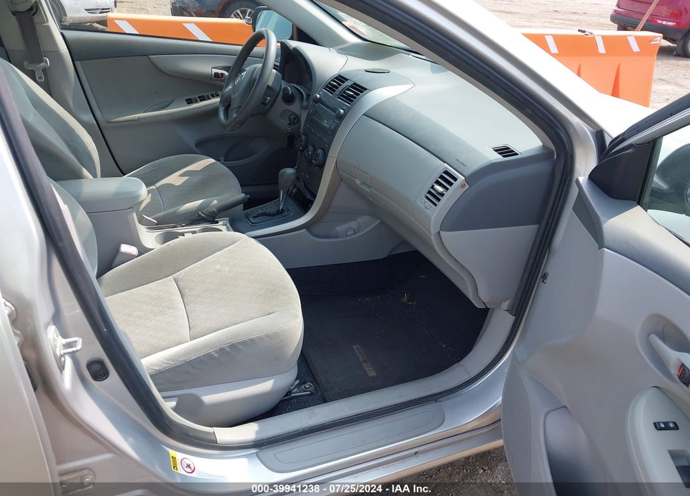2009 TOYOTA COROLLA LE VIN: JTDBL40E99J024940