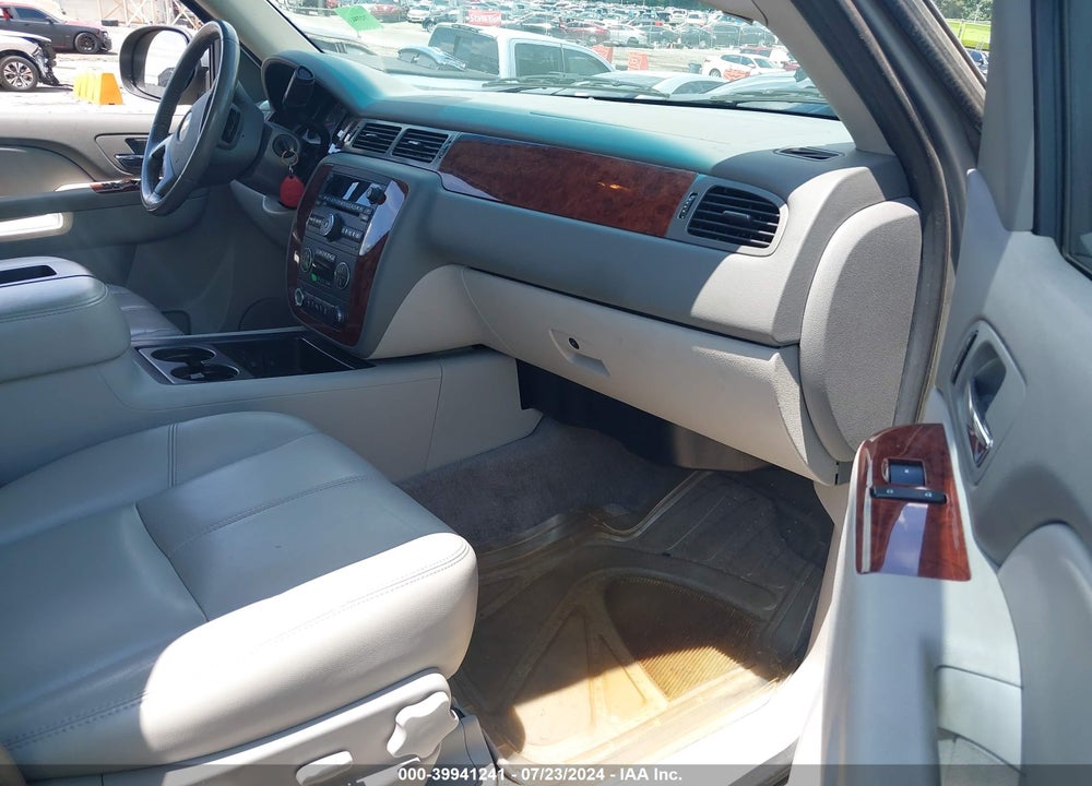 2012 CHEVROLET TAHOE LT VIN: 1GNSCBE06CR104066