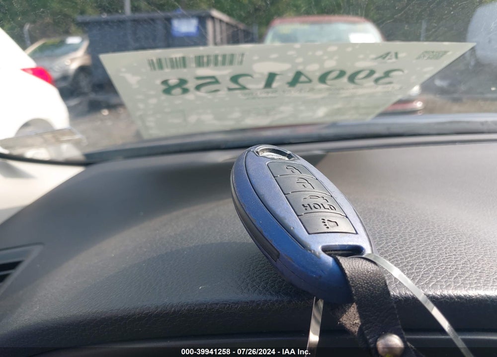 2017 NISSAN SENTRA SV VIN: 3N1AB7AP4HY272378