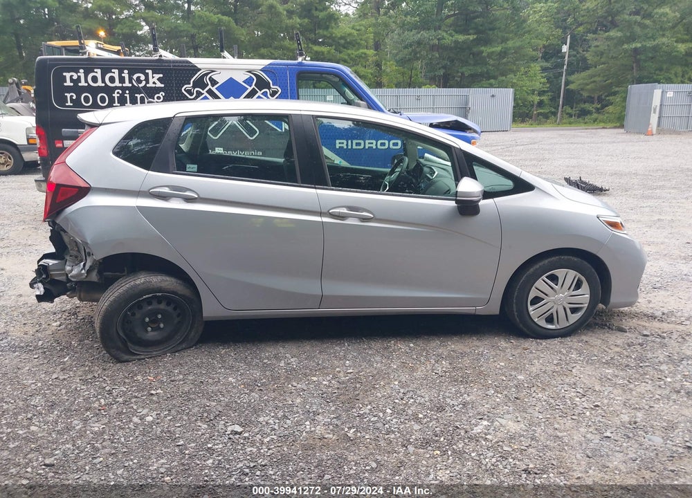 2019 HONDA FIT LX VIN: 3HGGK5H49KM725918