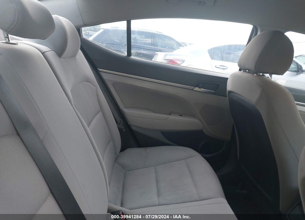 2018 HYUNDAI ELANTRA SEL VIN: 5NPD84LF0JH379233