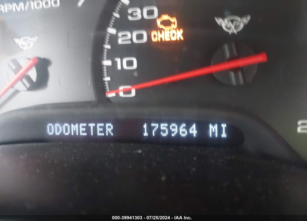 1998 CHEVROLET CORVETTE VIN: 1G1YY22G1W5115082
