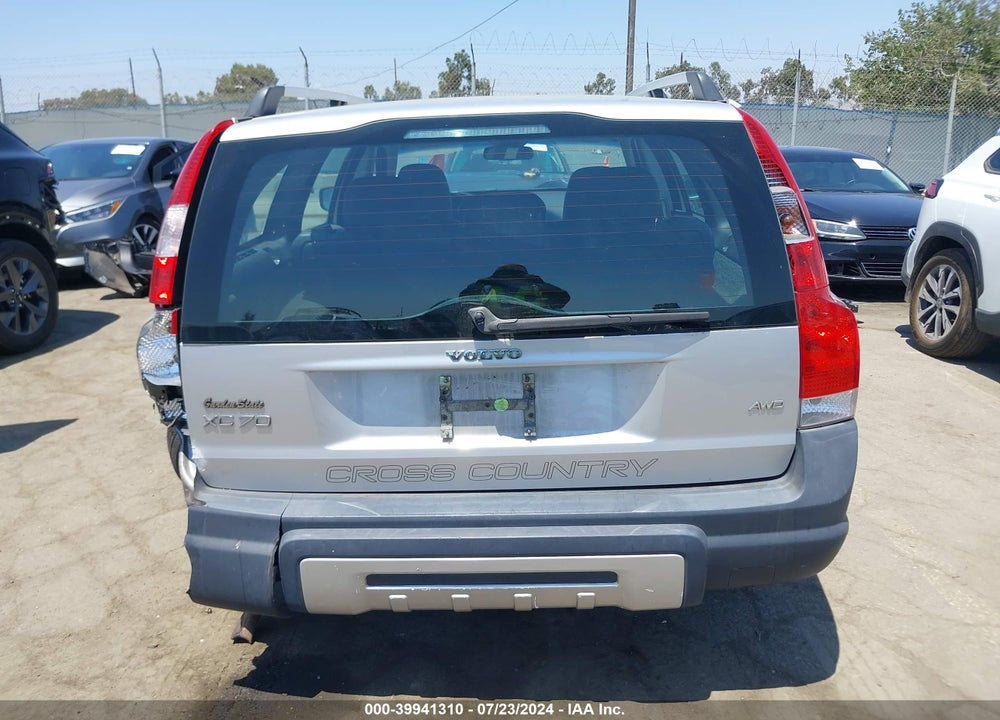 2005 VOLVO XC70 2.5T AWD VIN: YV1SZ592551182497