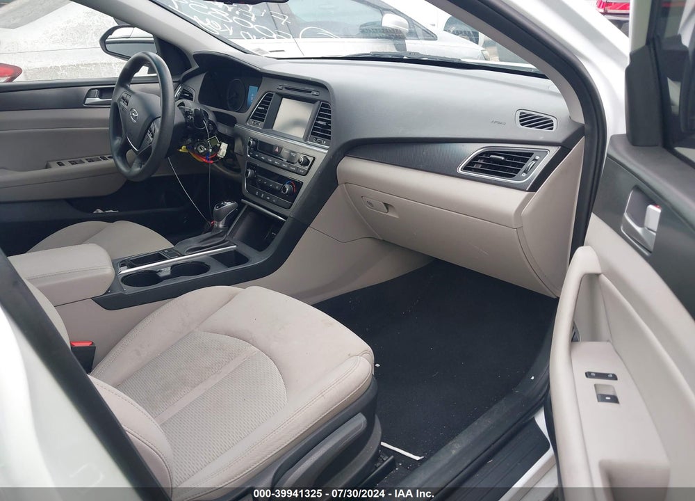 2017 HYUNDAI SONATA SPORT VIN: 5NPE34AF3HH500854