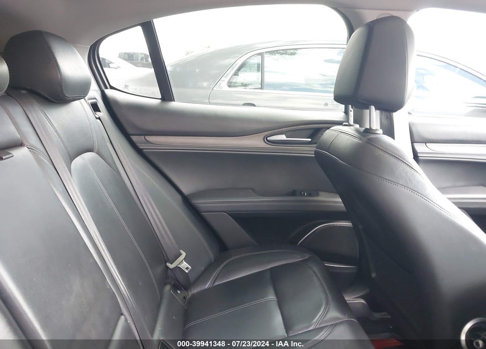 2018 ALFA ROMEO STELVIO TI VIN: ZASFAKBN2J7B78844