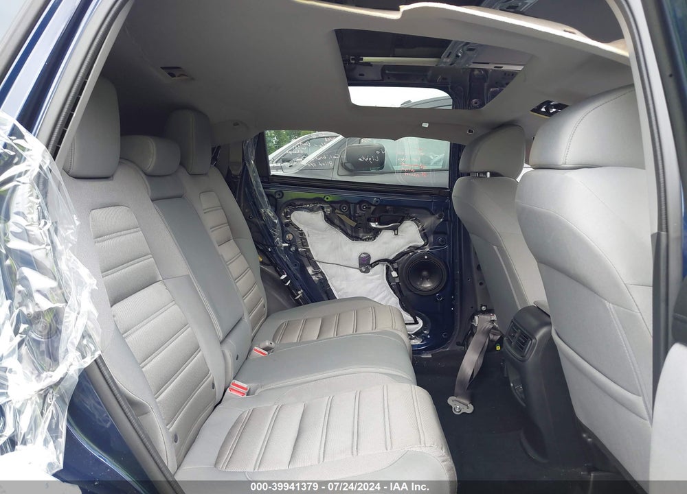 2018 HONDA CR-V VIN: 7FARW1H59JE022100