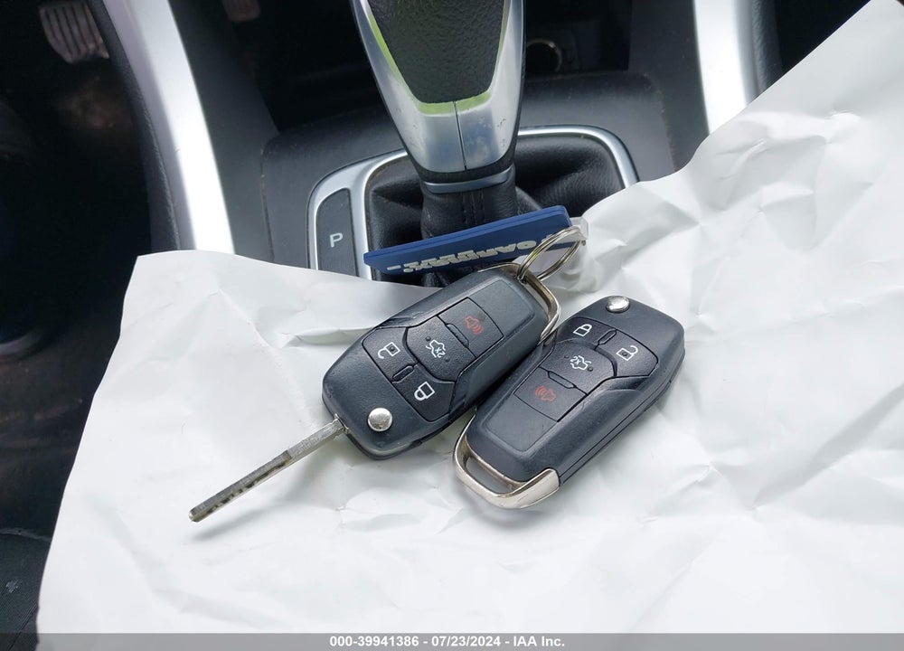 2013 FORD FUSION SE VIN: 3FA6P0H99DR314590