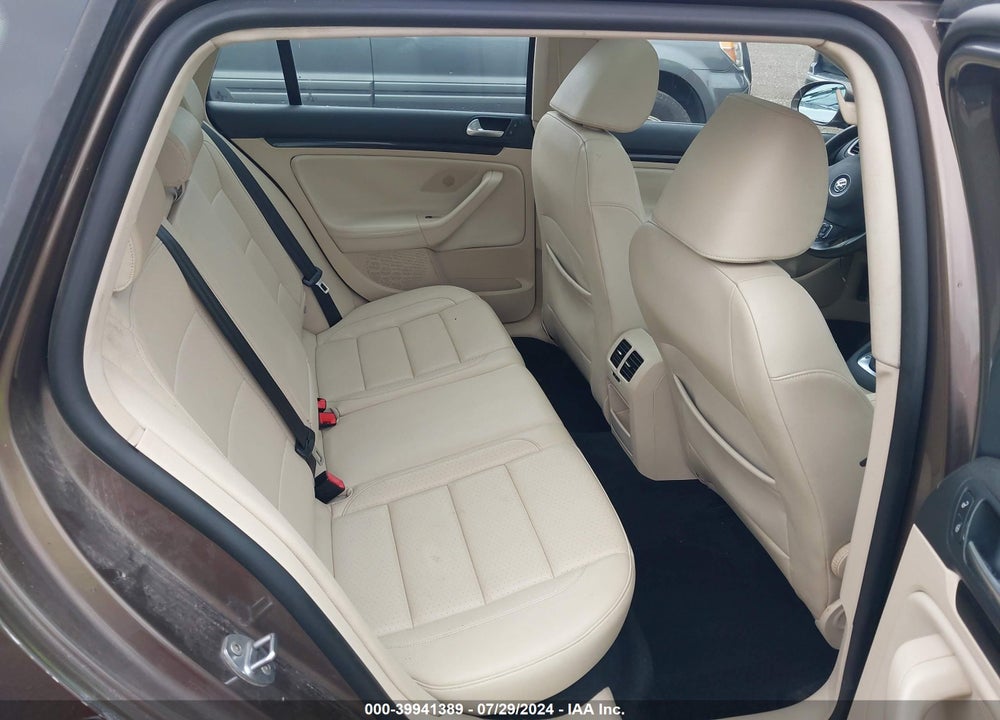 2012 VOLKSWAGEN JETTA SPORTWAGEN 2.5L SE VIN: 3VWPP7AJ3CM651390
