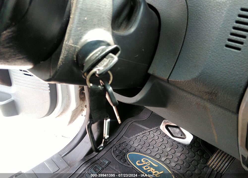 2013 FORD F-650 VIN: 3FRNX6FCXDV778215