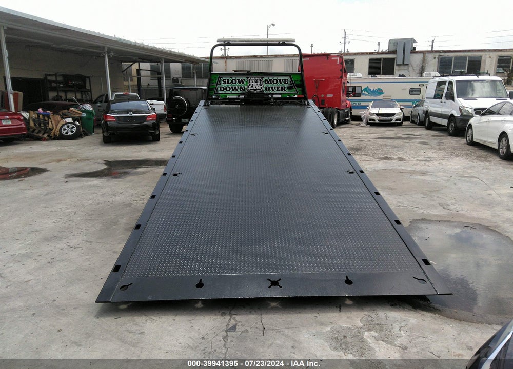 2013 FORD F-650 VIN: 3FRNX6FCXDV778215