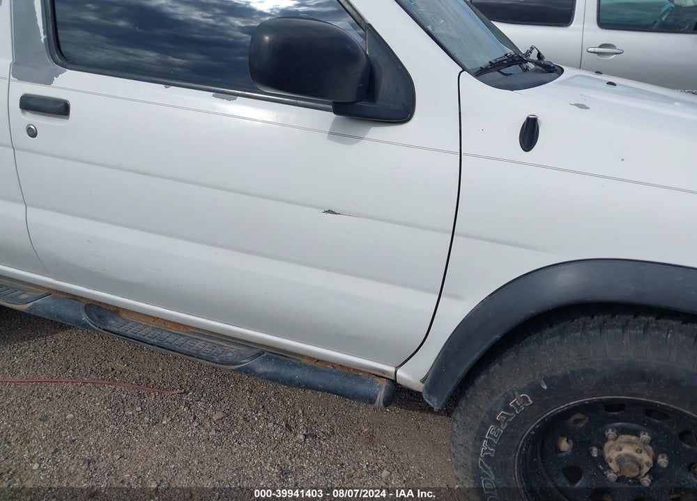 1996 NISSAN PATHFINDER LE/SE/XE VIN: JN8AR05Y8TW022200