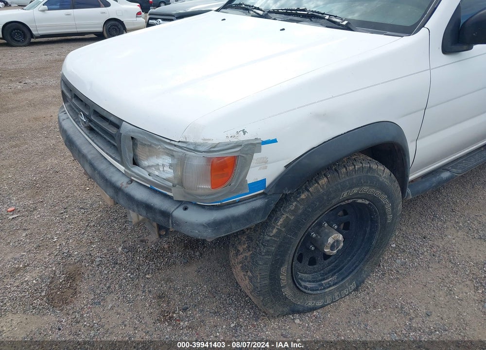 1996 NISSAN PATHFINDER LE/SE/XE VIN: JN8AR05Y8TW022200