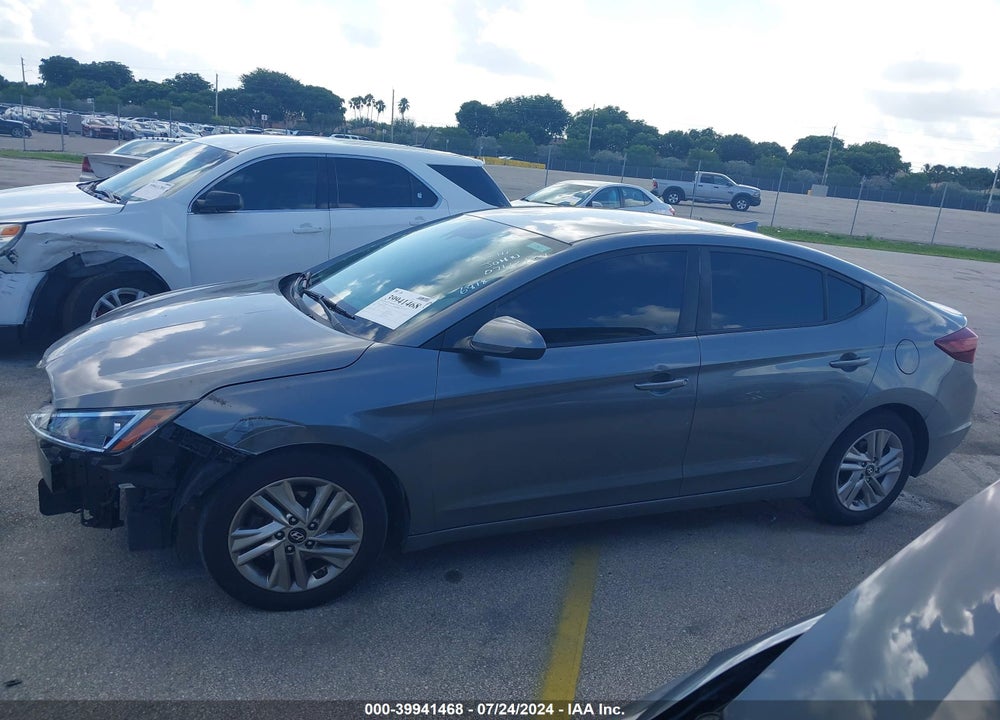 2019 HYUNDAI ELANTRA SEL VIN: 5NPD84LF0KH468186