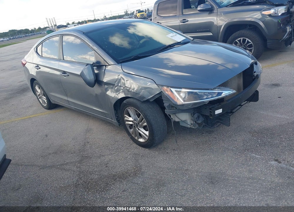 2019 HYUNDAI ELANTRA SEL VIN: 5NPD84LF0KH468186