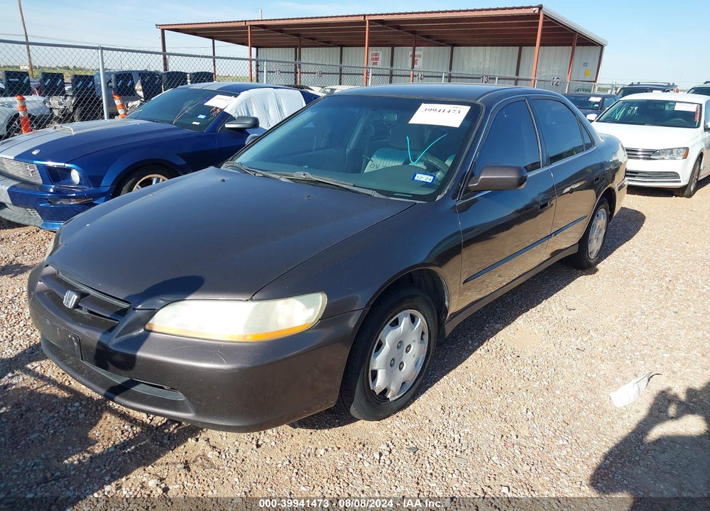 1998 HONDA ACCORD LX VIN: 1HGCG5644WA045169